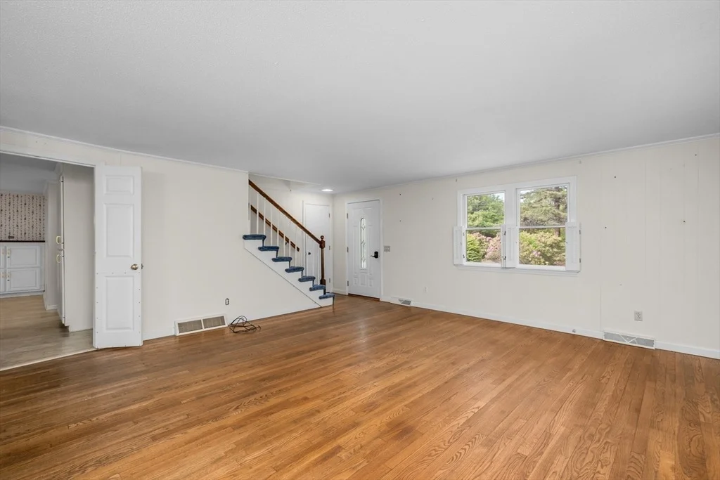 Photo of 272 Sheep Pond Dr