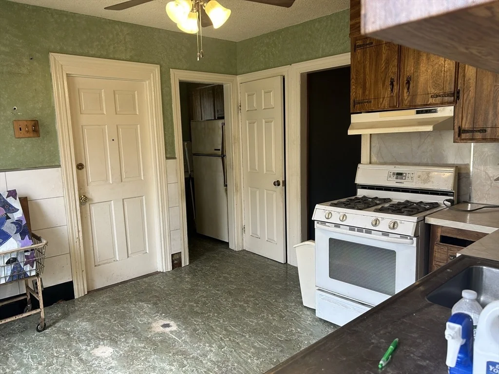 Photo of 14 Drew Ct