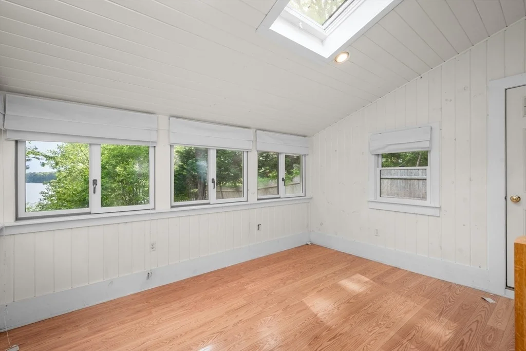 Photo of 272 Sheep Pond Dr