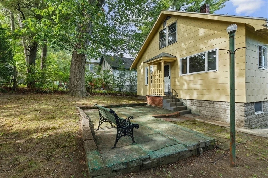 Photo of 59 Riverview Rd