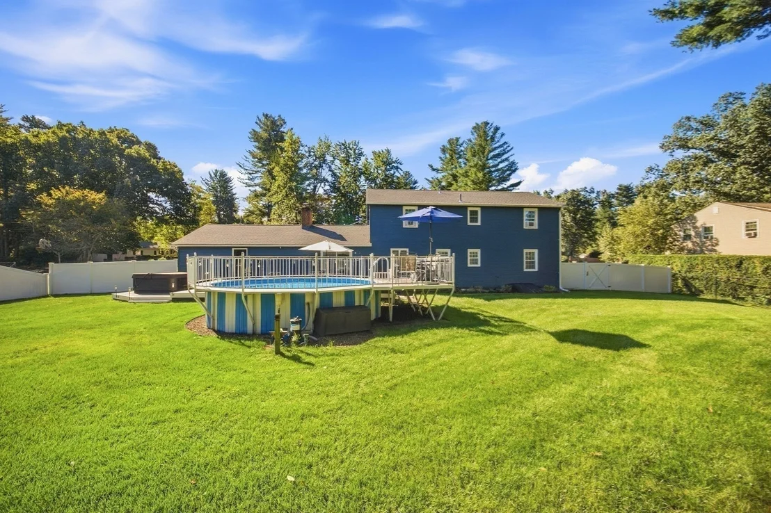 Photo of 291 Steiger Dr