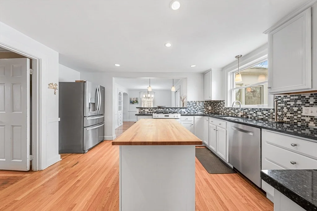 Photo of 32 Colonial Drive