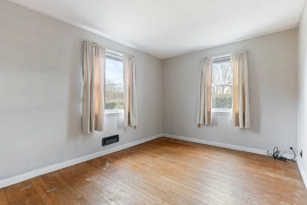 Photo of 90 Washington Ter