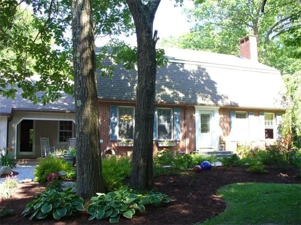 Photo of 180 Reservoir Road