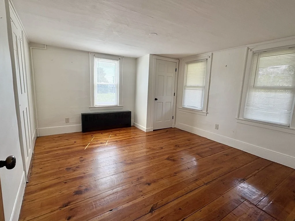 Photo of 497 Main Street