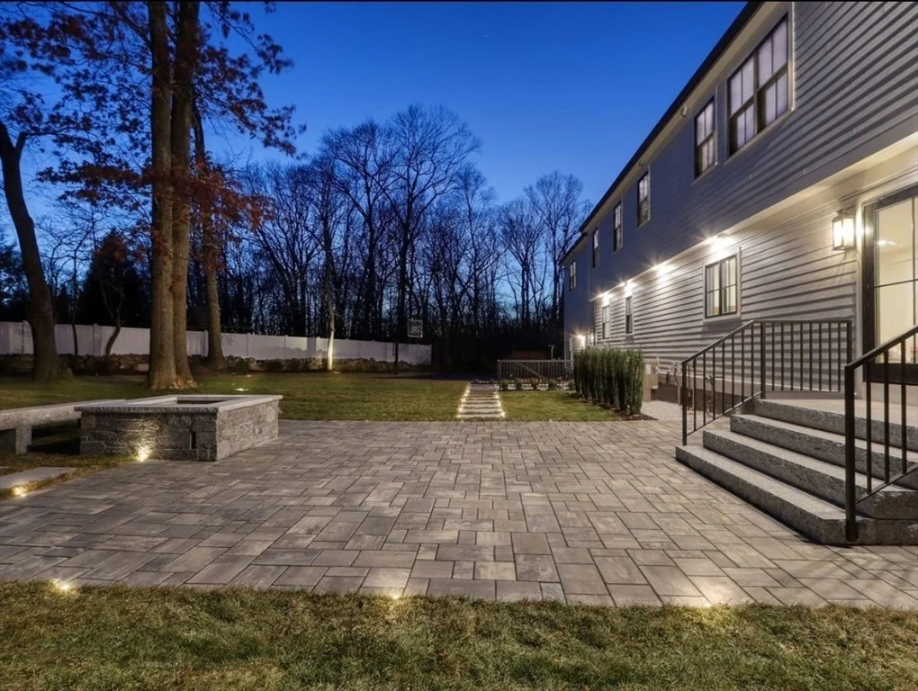 Photo of 24 Deerfield Road