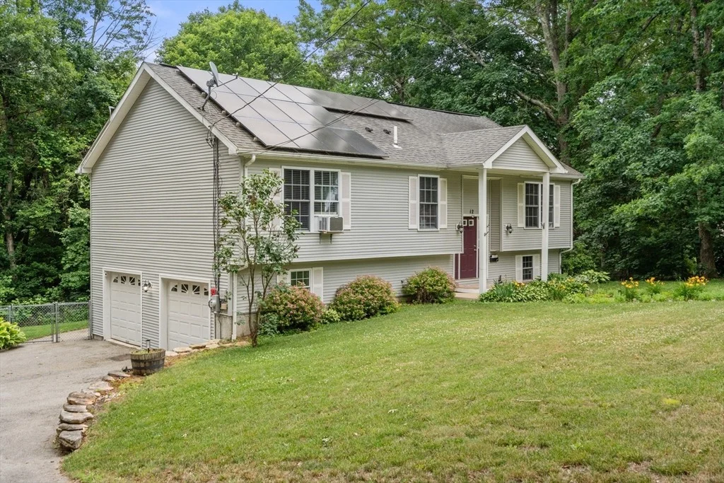 Photo of 12 Charlton Rd