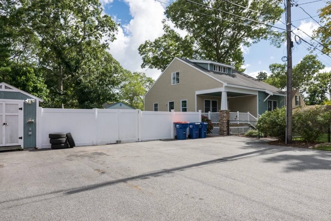 Photo of 18 Elmwood St