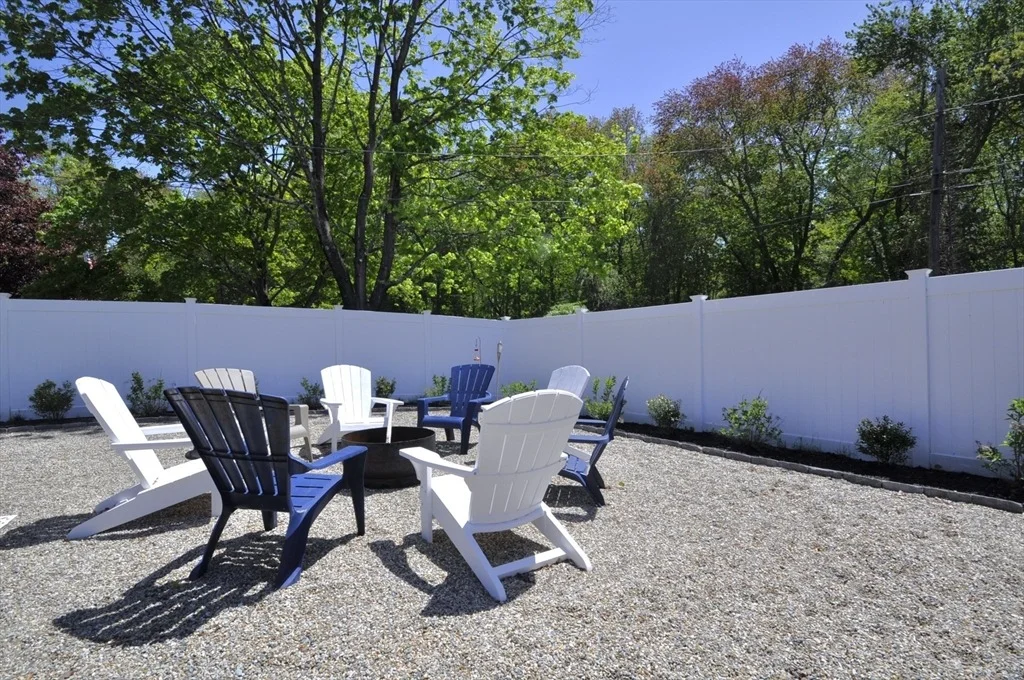 Photo of 46 Bridle Rd