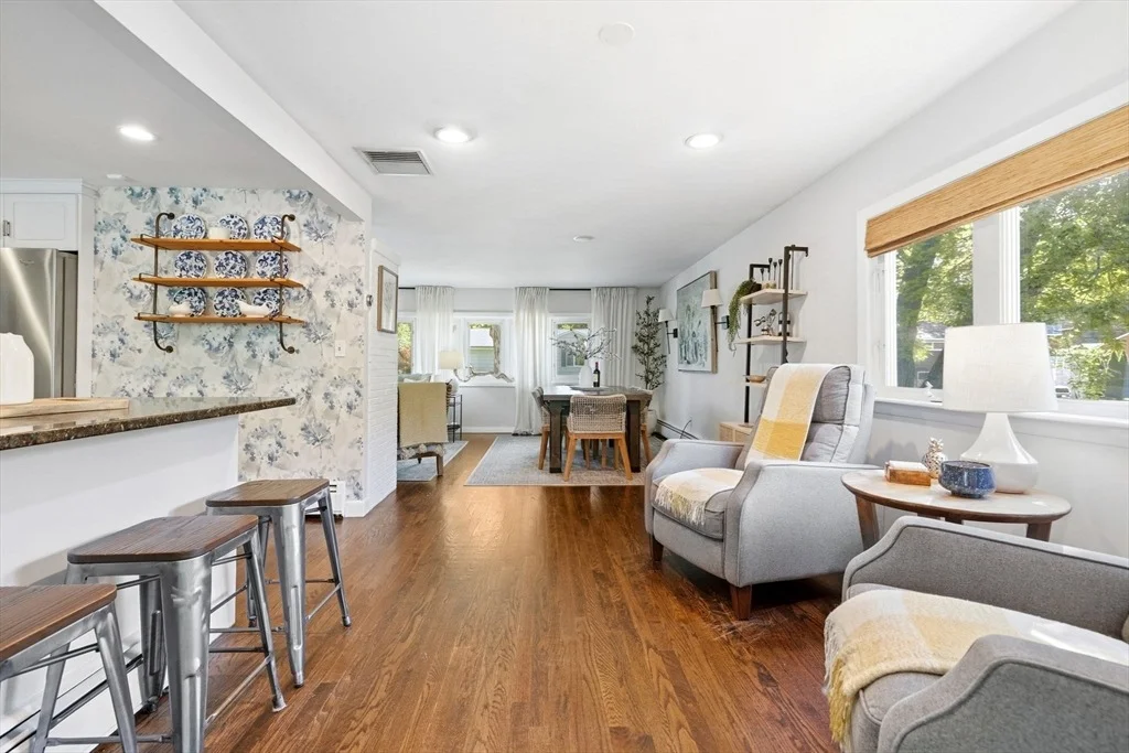 Photo of 75 Perry Avenue