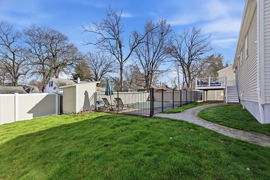 Photo of 28 Drumlin Rd