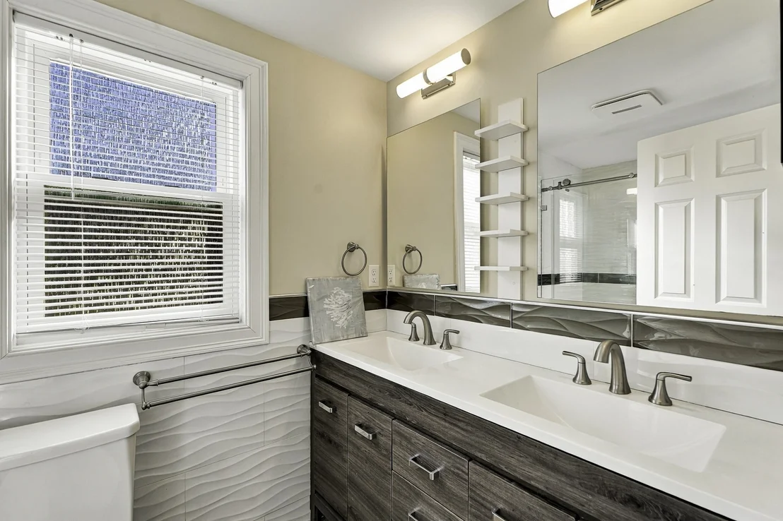 Photo of 47 Rosedale Rd