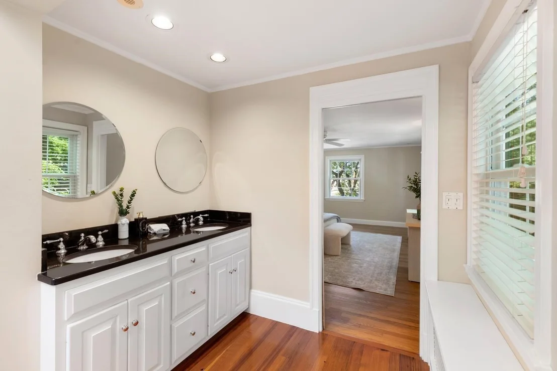 Photo of 30 Allen Road