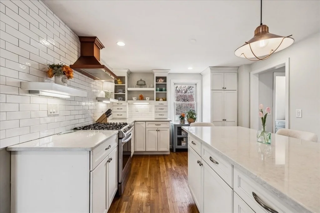 Photo of 12 Longmeadow Rd