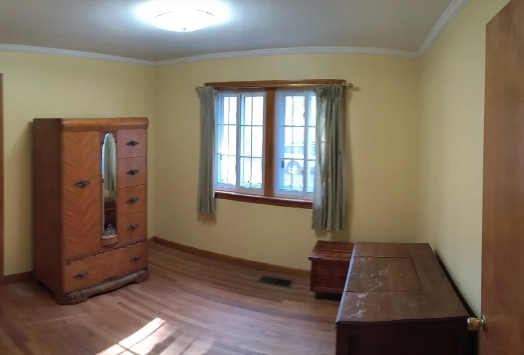 Photo of 243 Holyoke Rd