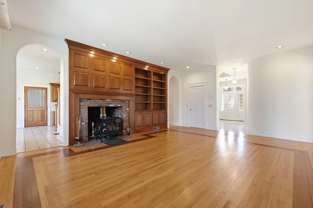 Photo of 365 Middle St