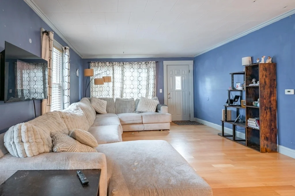 Photo of 7 Field Ave