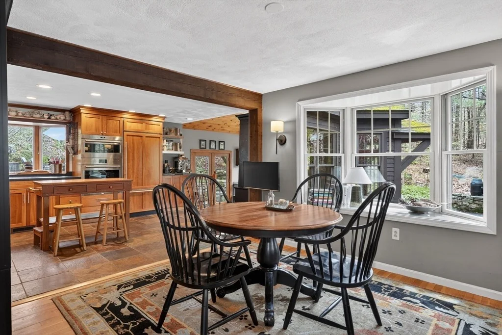 Photo of 10 Davis Rd
