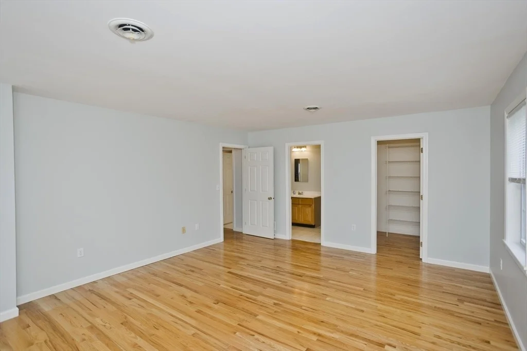 Photo of 20 Avis Circle