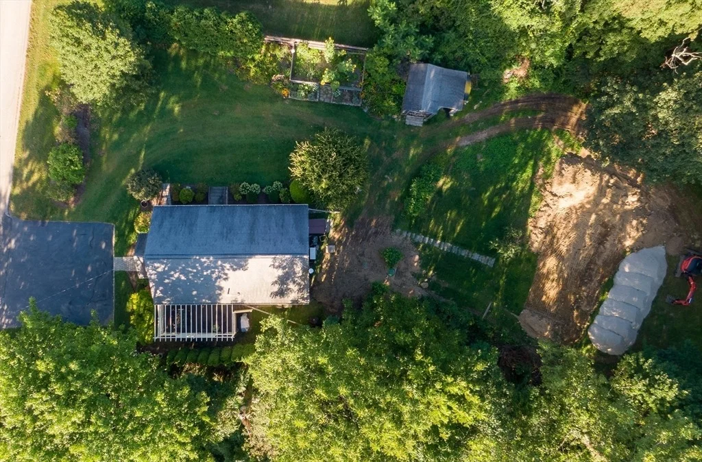 Photo of 298 Torrey Rd