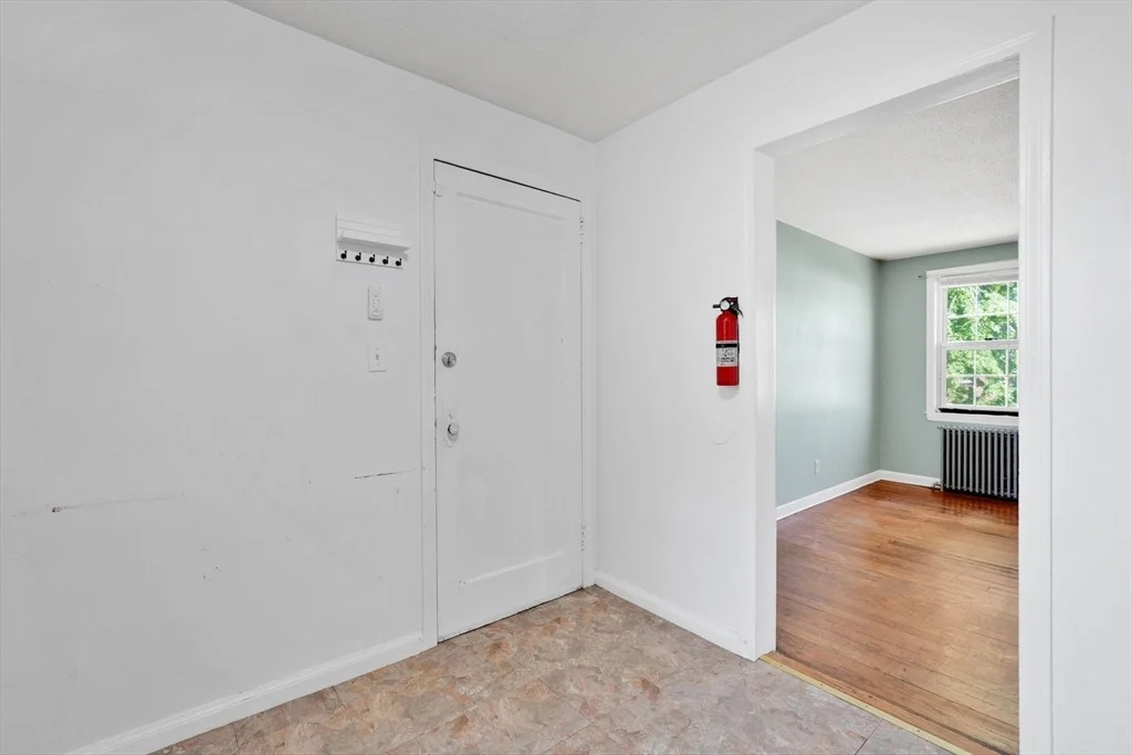 Photo of Unit 2A at 524 Cold Spring Ave
