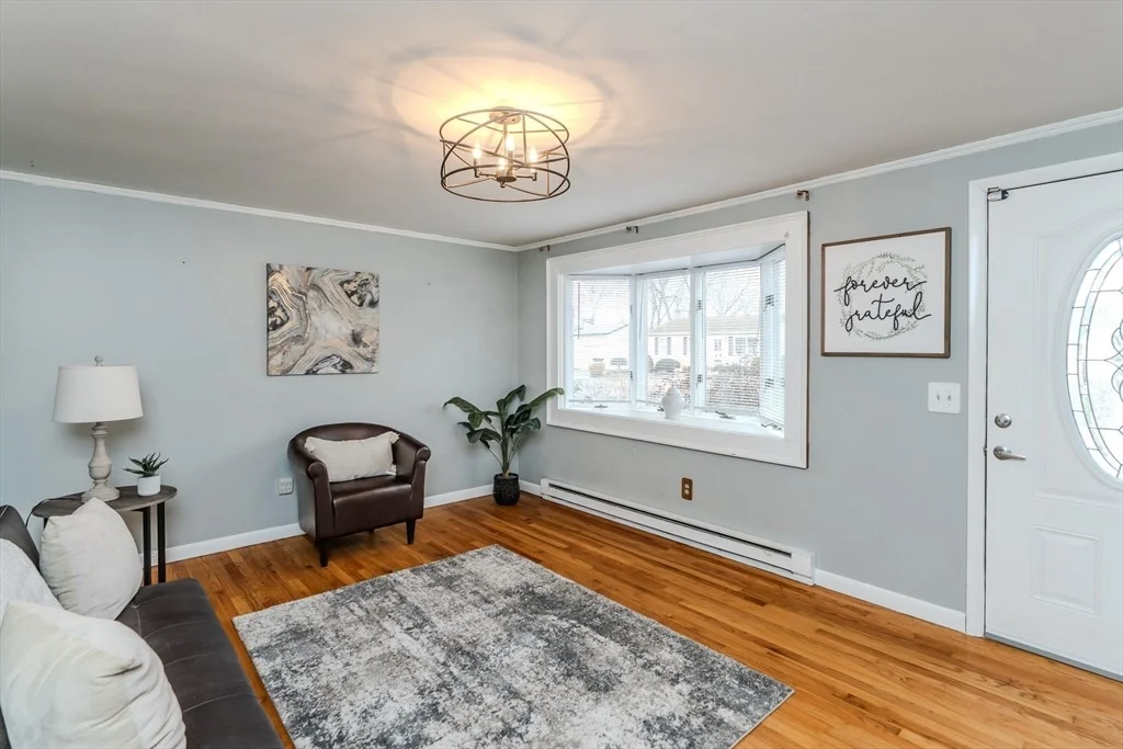 Photo of 28 Birch Glen Rd