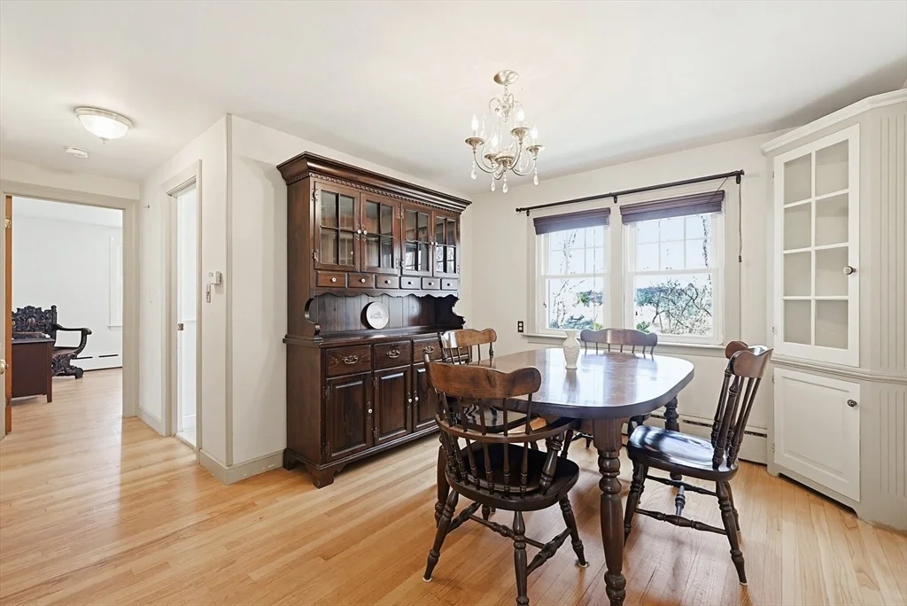 Photo of 76 Curtis Ave