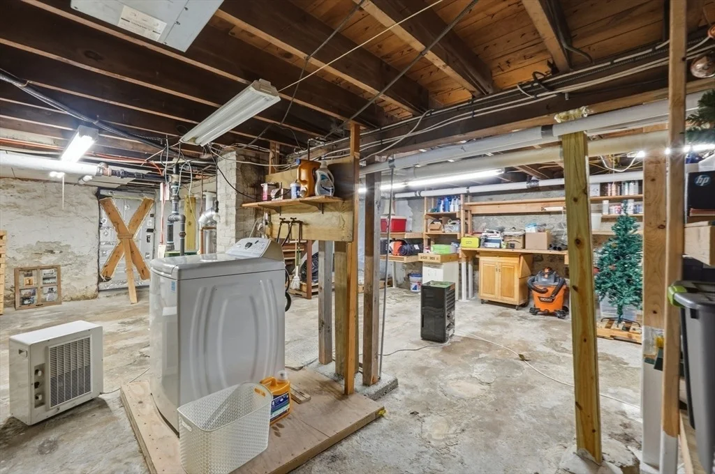 Photo of 161 Boyd St