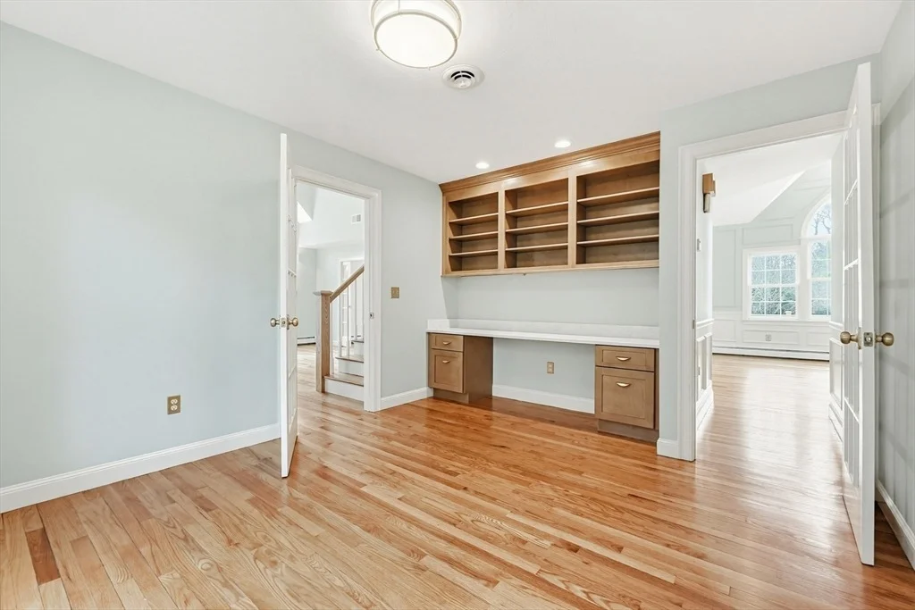 Photo of 2 Fieldstone Dr