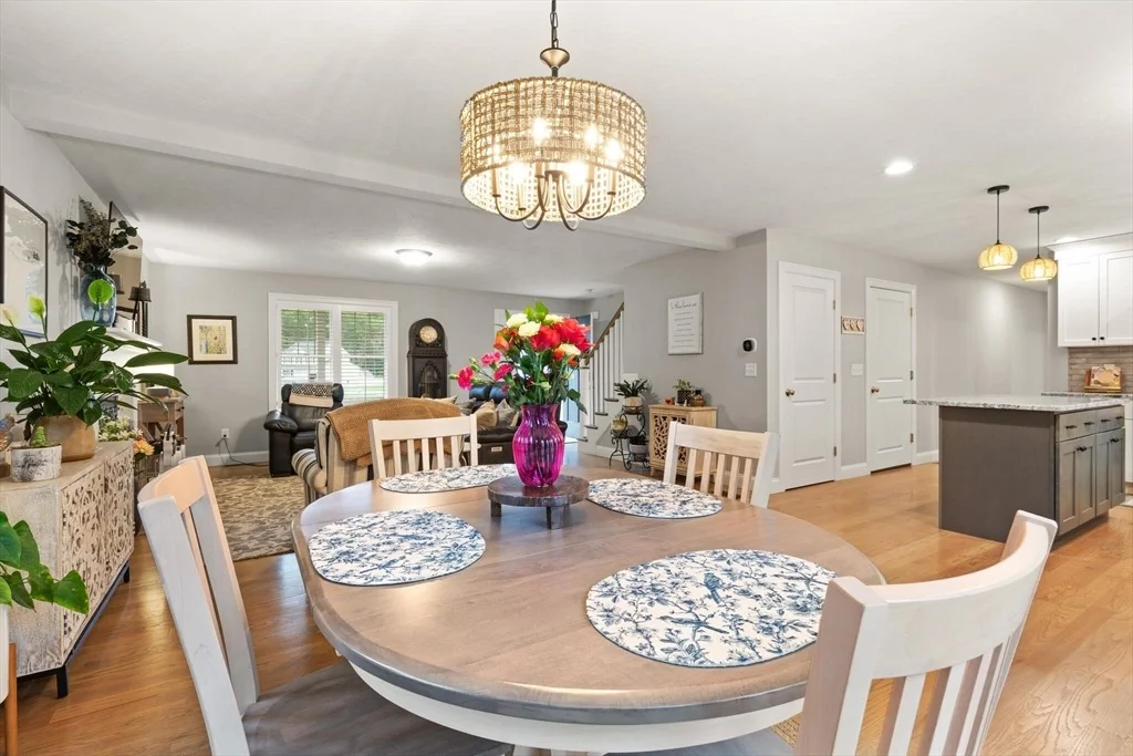 Photo of 187 Run Brook Cir