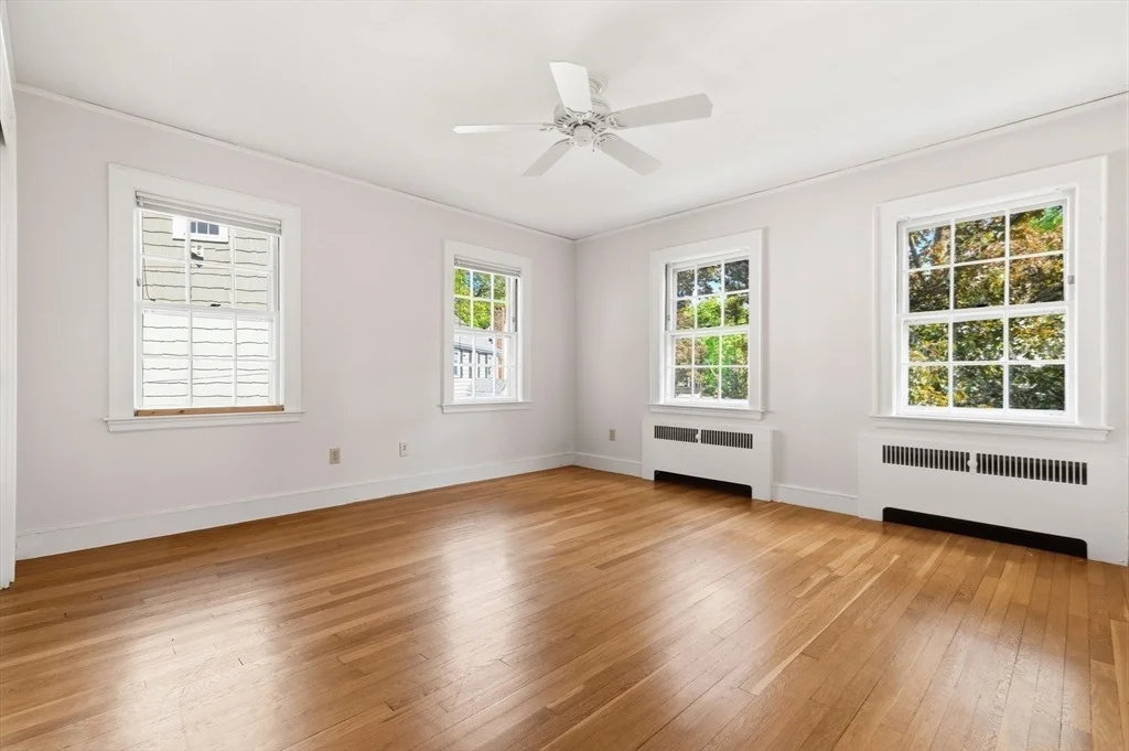 Photo of 40 Allen Circle