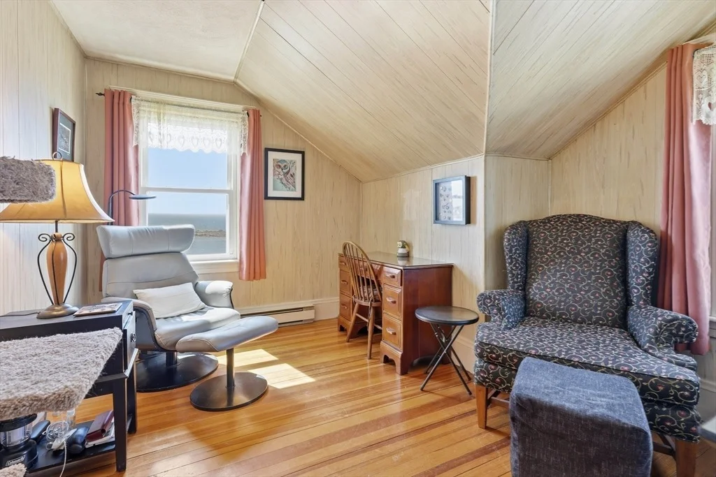 Photo of 85 Willow Rd
