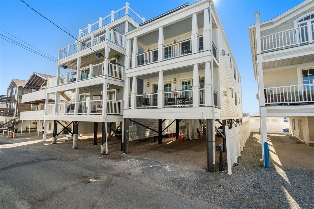 Photo of 16 Atlantic Ave