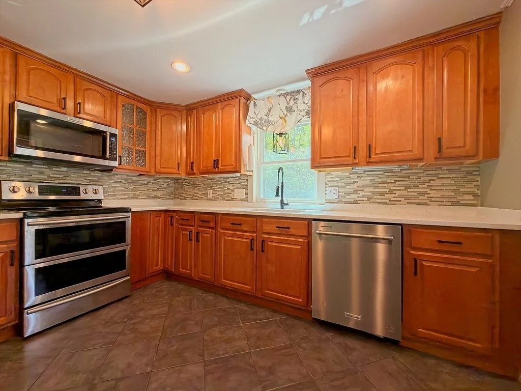 Photo of 476 Pelham Rd