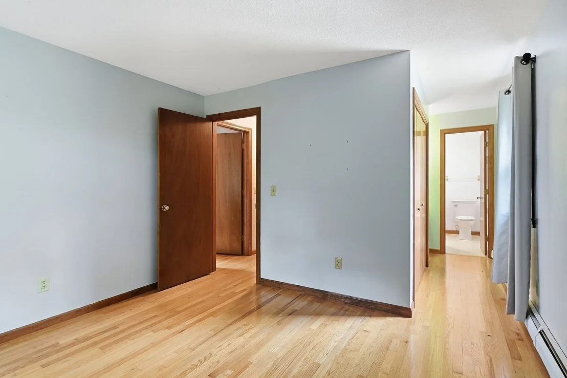 Photo of 4 Edson Dr