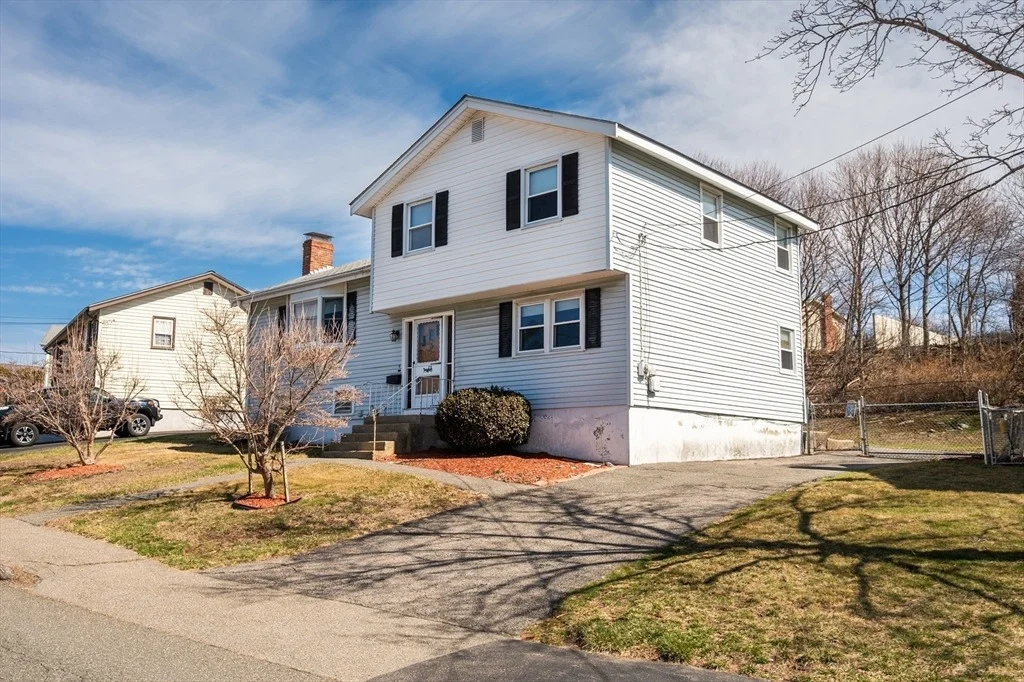 Photo of 27 Circle Hill Rd