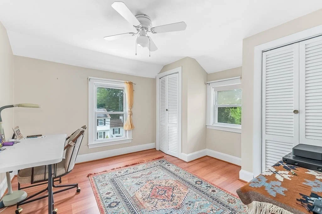 Photo of 28 East Riverside Drive