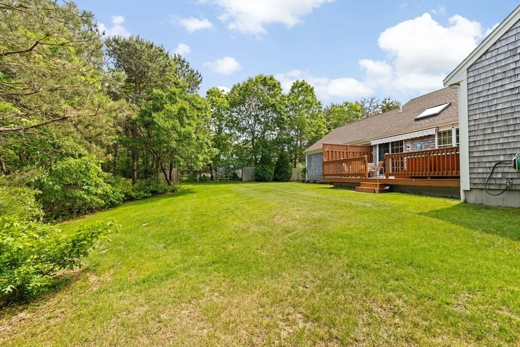 Photo of 11 Quashnet Woods Drive