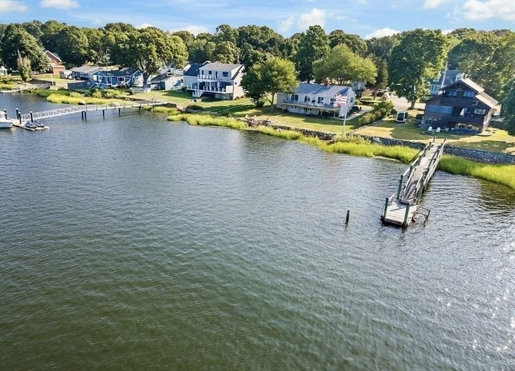 Photo of 22 Riverside Drive