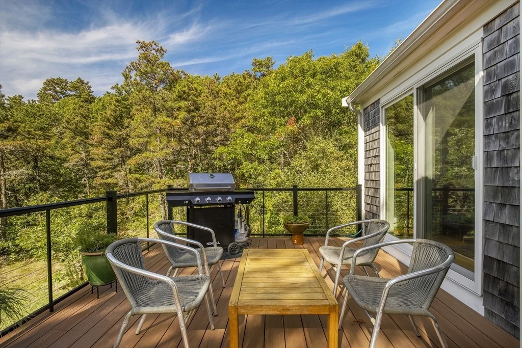 Photo of 225 Coles Neck Rd