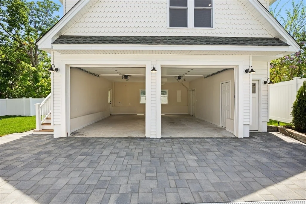 Photo of 7 Somerville Ave