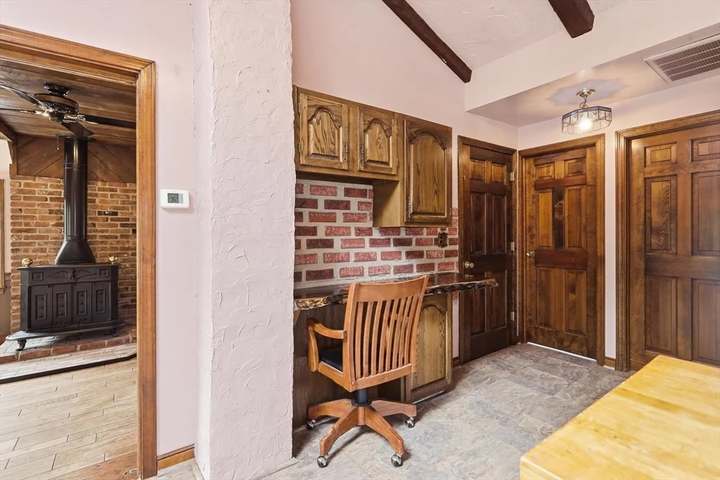 Photo of 17 Saint James St