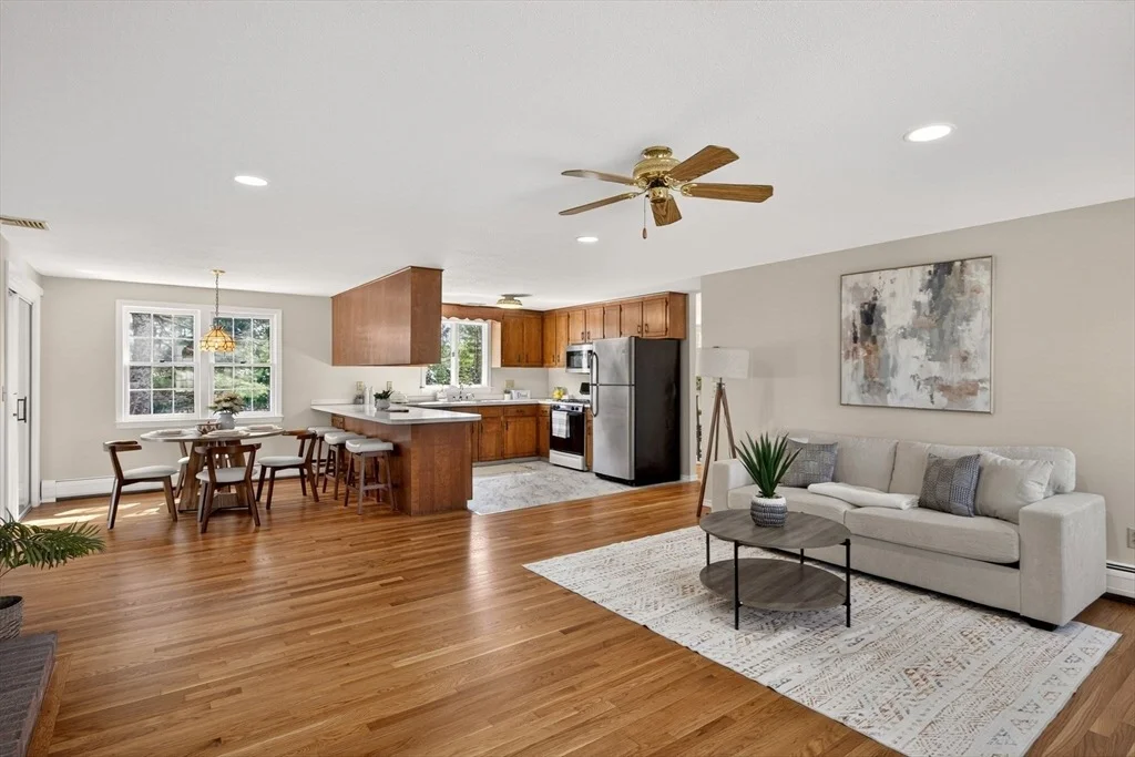 Photo of 493 Prince Hinckley Rd
