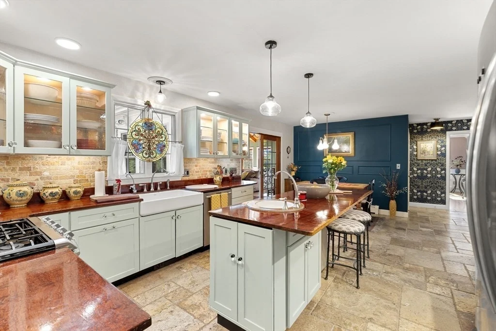Photo of 439 Wethersfield Street