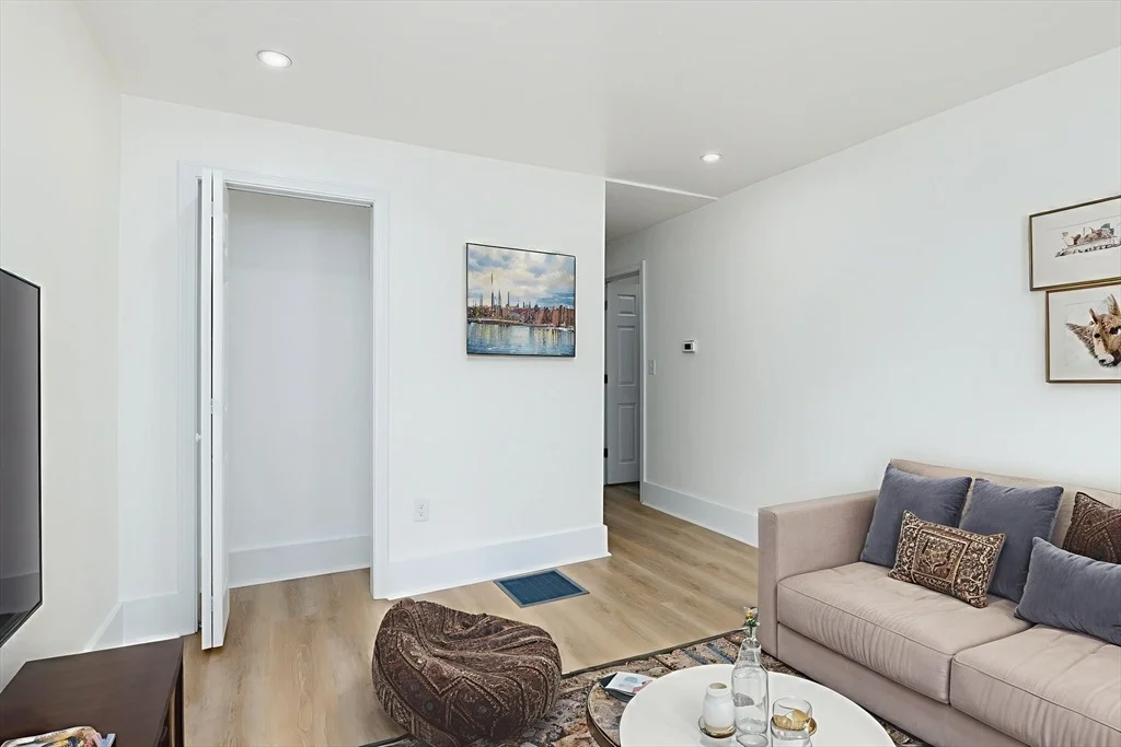 Photo of 48 Esther St