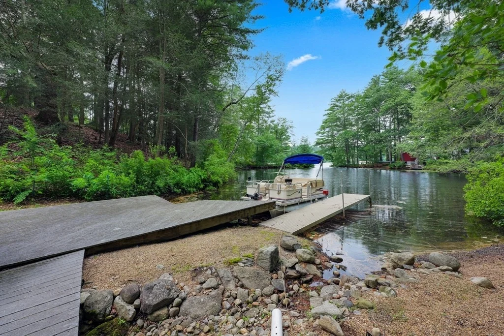 Photo of 54 Shoreline Dr
