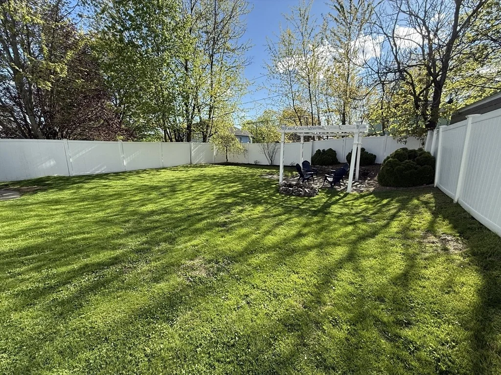Photo of 12 Lamar Ave