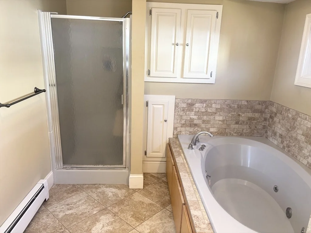 Photo of 9 Ray Ave