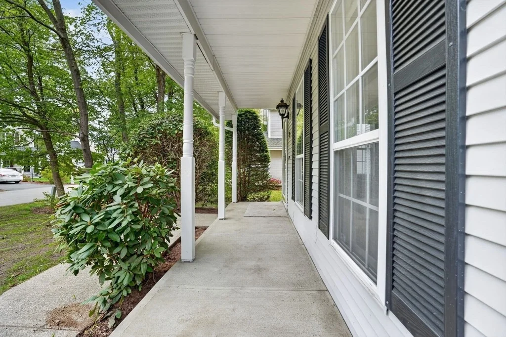 Photo of 9 Grover Ln