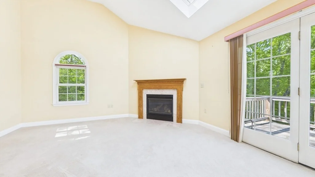 Photo of 7 Jocelyn Cir